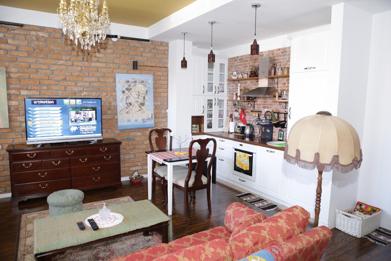 Apartment Nesti In Pristina Kosovo Zewnętrze zdjęcie